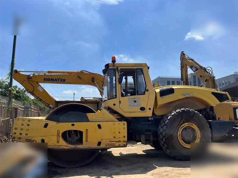 BOMAG BW226DH-4 - Rolo: foto 1 BOMAG BW226DH-4 - Rolo: foto 1