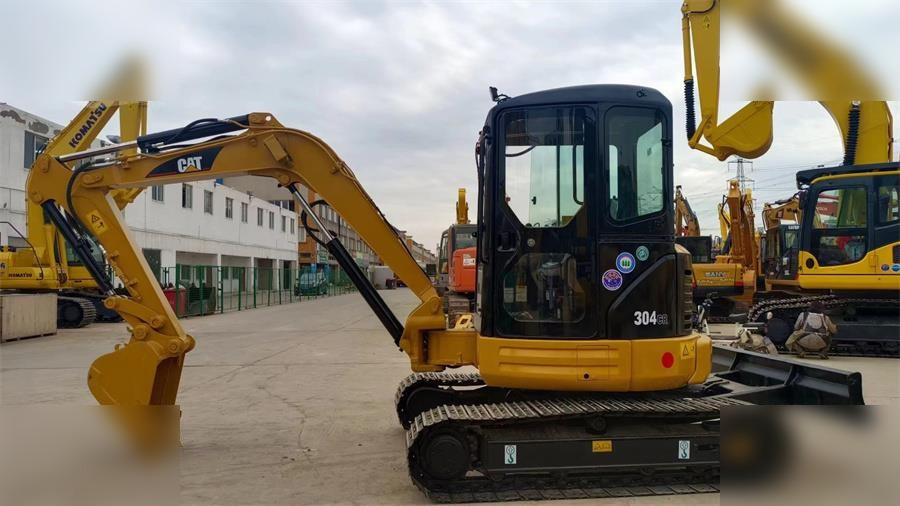 CATERPILLAR 304CR - Mini escavadeira: foto 4 CATERPILLAR 304CR - Mini escavadeira: foto 4