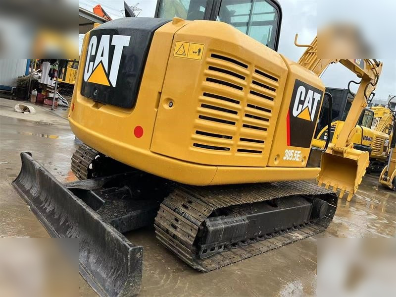 CATERPILLAR 305.5E2 - Mini escavadeira: foto 2 CATERPILLAR 305.5E2 - Mini escavadeira: foto 2