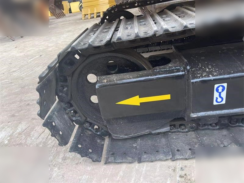 Escavadora de rastos CATERPILLAR 307D: foto 8