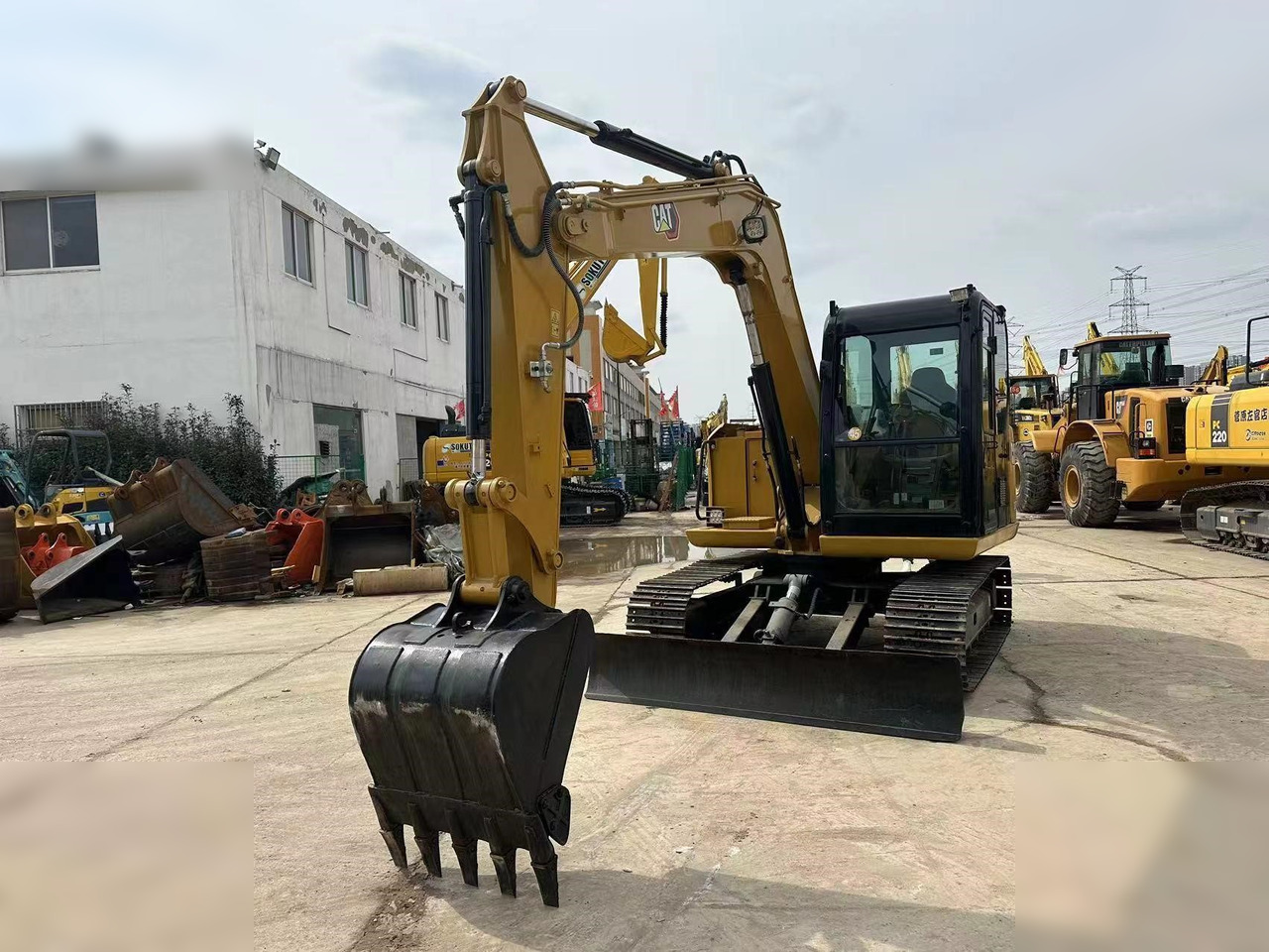 CATERPILLAR 307E2 - Escavadora de rastos: foto 4 CATERPILLAR 307E2 - Escavadora de rastos: foto 4