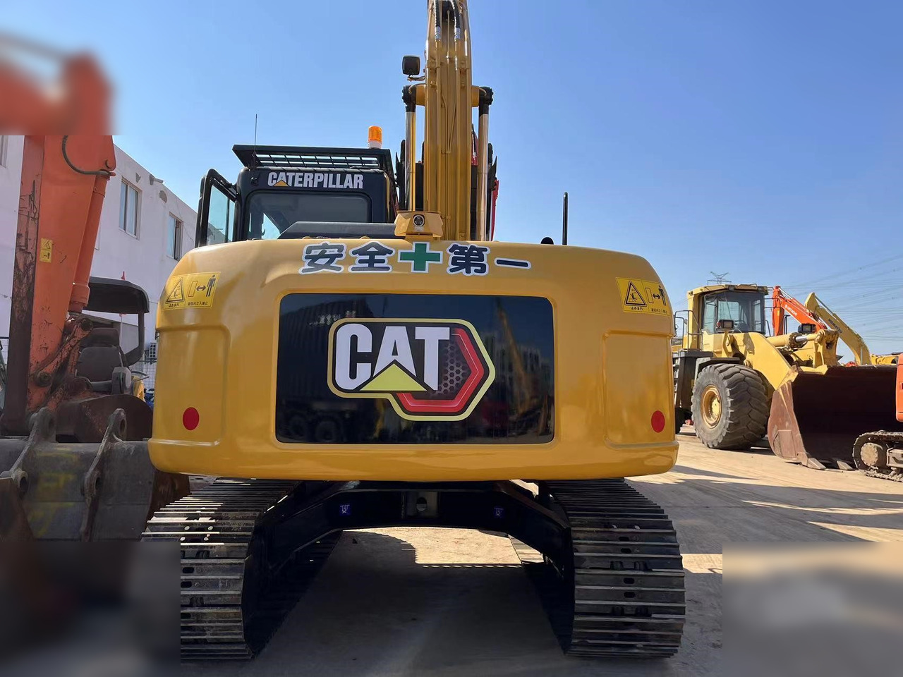 CATERPILLAR 313D2 GC - Escavadora de rastos: foto 4 CATERPILLAR 313D2 GC - Escavadora de rastos: foto 4