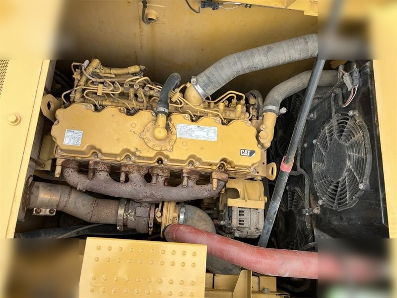 Escavadora de rastos CATERPILLAR 320: foto 8