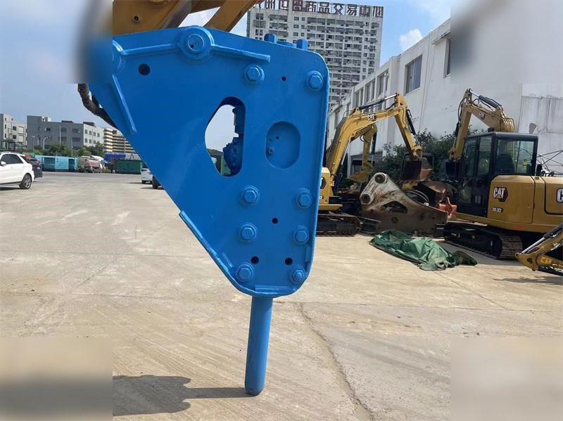 Escavadora de rastos CATERPILLAR 320BL: foto 7