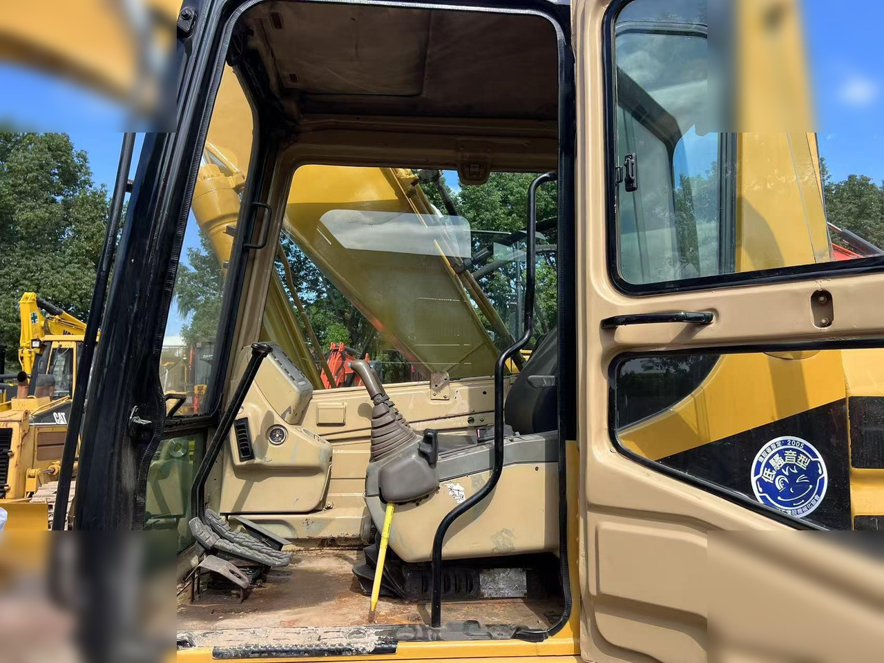 CATERPILLAR 320BL - Escavadora de rastos: foto 4 CATERPILLAR 320BL - Escavadora de rastos: foto 4