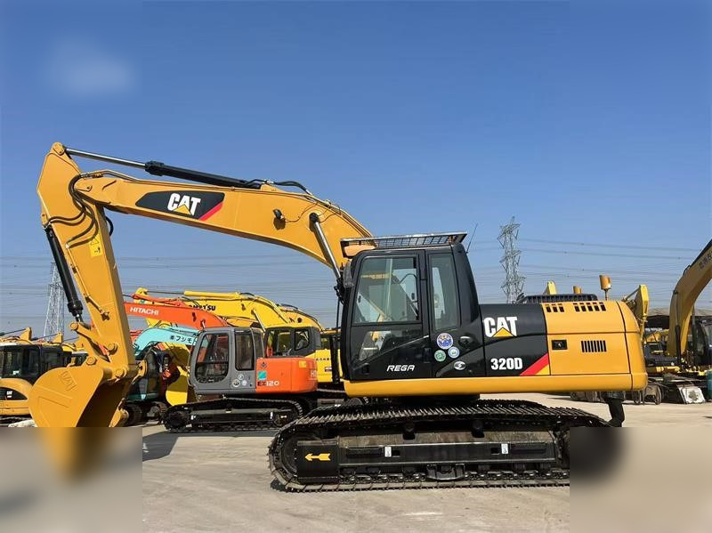 CATERPILLAR 320D - Escavadora de rastos: foto 1 CATERPILLAR 320D - Escavadora de rastos: foto 1