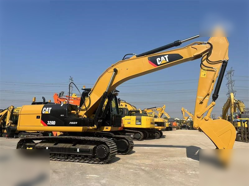 CATERPILLAR 320D - Escavadora de rastos: foto 4 CATERPILLAR 320D - Escavadora de rastos: foto 4