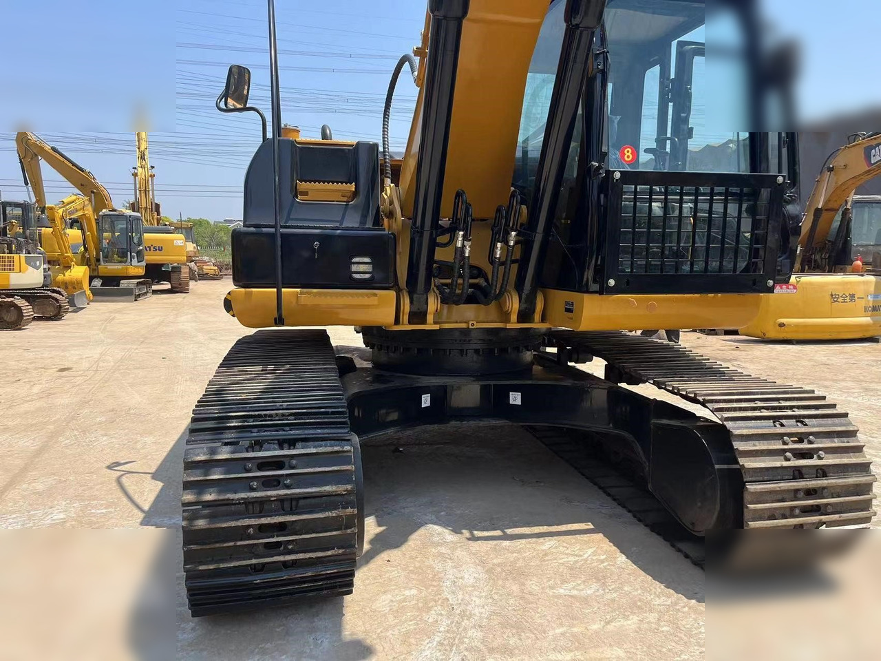 CATERPILLAR 320D - Escavadora de rastos: foto 4 CATERPILLAR 320D - Escavadora de rastos: foto 4