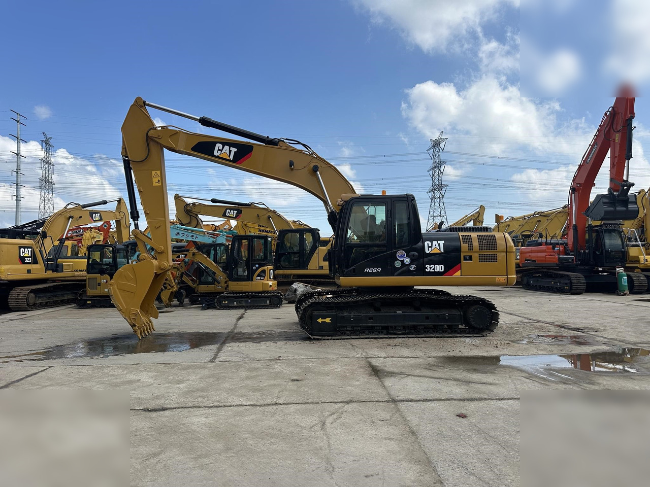 CATERPILLAR 320D - Escavadora de rastos: foto 1 CATERPILLAR 320D - Escavadora de rastos: foto 1