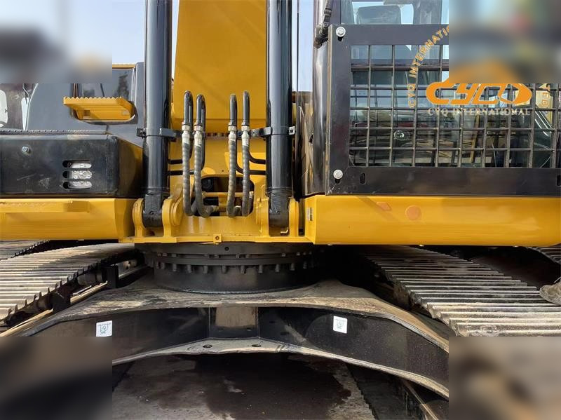 Escavadora de rastos CATERPILLAR 320D: foto 8