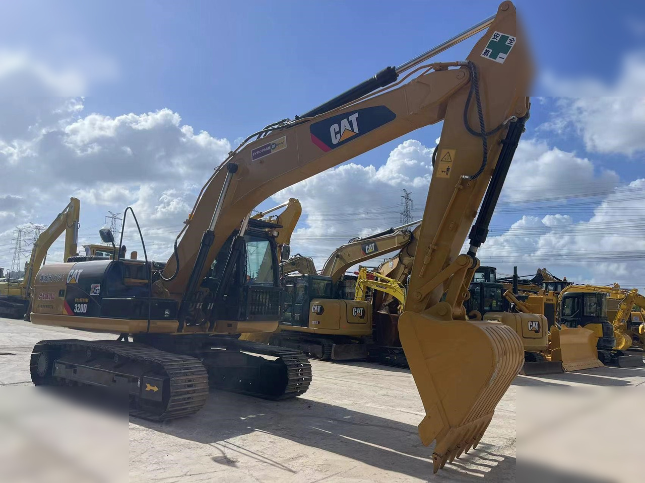 CATERPILLAR 320D - Escavadora de rastos: foto 5 CATERPILLAR 320D - Escavadora de rastos: foto 5