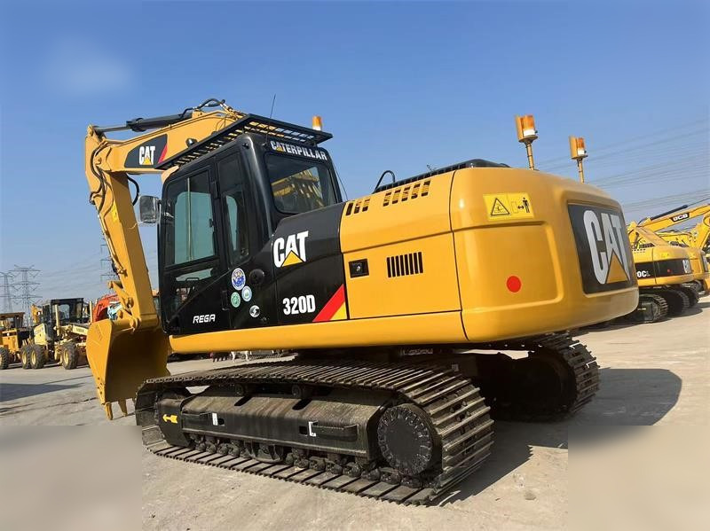 CATERPILLAR 320D - Escavadora de rastos: foto 3 CATERPILLAR 320D - Escavadora de rastos: foto 3
