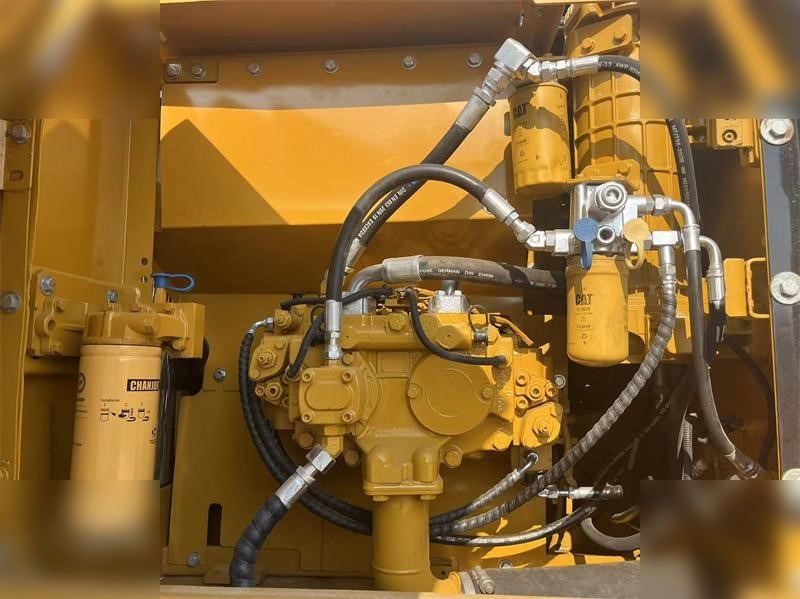 CATERPILLAR 320DL - Escavadora de rastos: foto 5 CATERPILLAR 320DL - Escavadora de rastos: foto 5