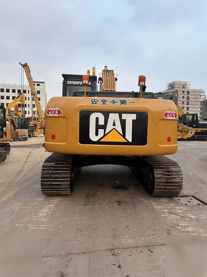 CATERPILLAR 323DL - Escavadora de rastos: foto 4 CATERPILLAR 323DL - Escavadora de rastos: foto 4