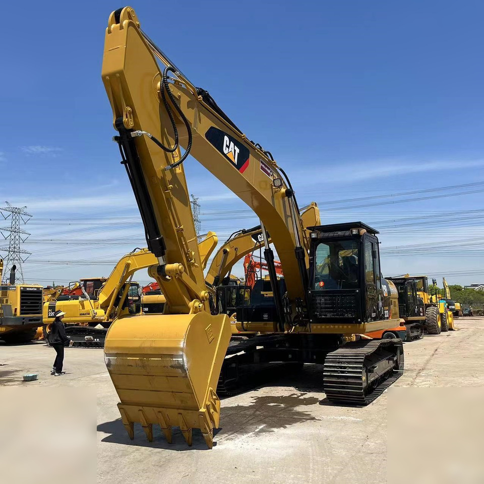 CATERPILLAR 323DL - Escavadora de rastos: foto 4 CATERPILLAR 323DL - Escavadora de rastos: foto 4