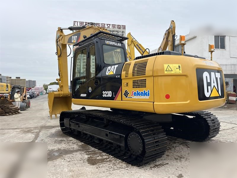 CATERPILLAR 323DL - Escavadora de rastos: foto 5 CATERPILLAR 323DL - Escavadora de rastos: foto 5