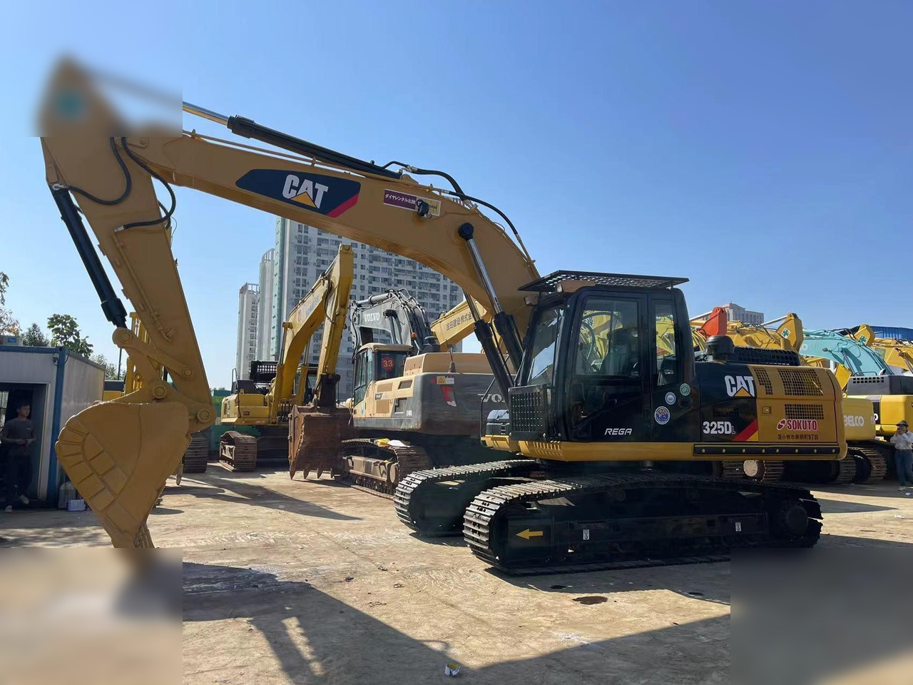 CATERPILLAR 325DL - Escavadora de rastos: foto 4 CATERPILLAR 325DL - Escavadora de rastos: foto 4