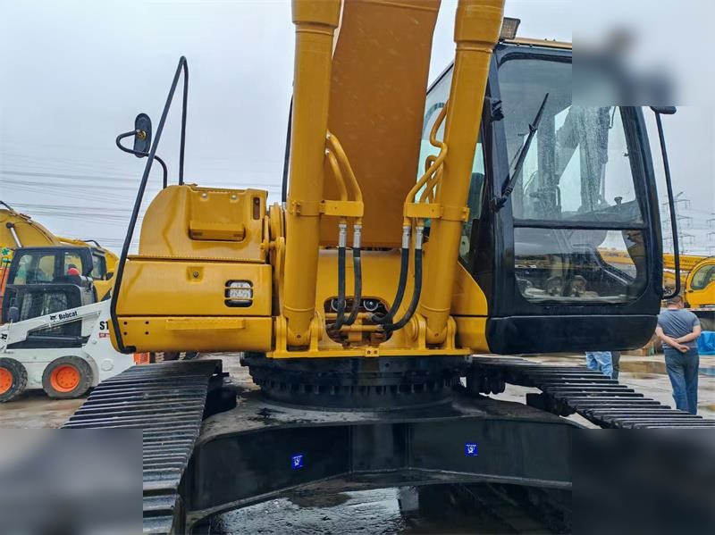 CATERPILLAR 330CL - Escavadora de rastos: foto 4 CATERPILLAR 330CL - Escavadora de rastos: foto 4