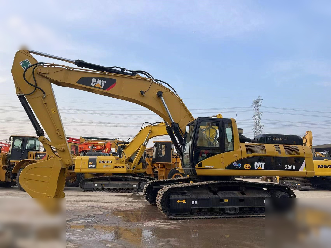 CATERPILLAR 330D - Escavadora de rastos: foto 2 CATERPILLAR 330D - Escavadora de rastos: foto 2
