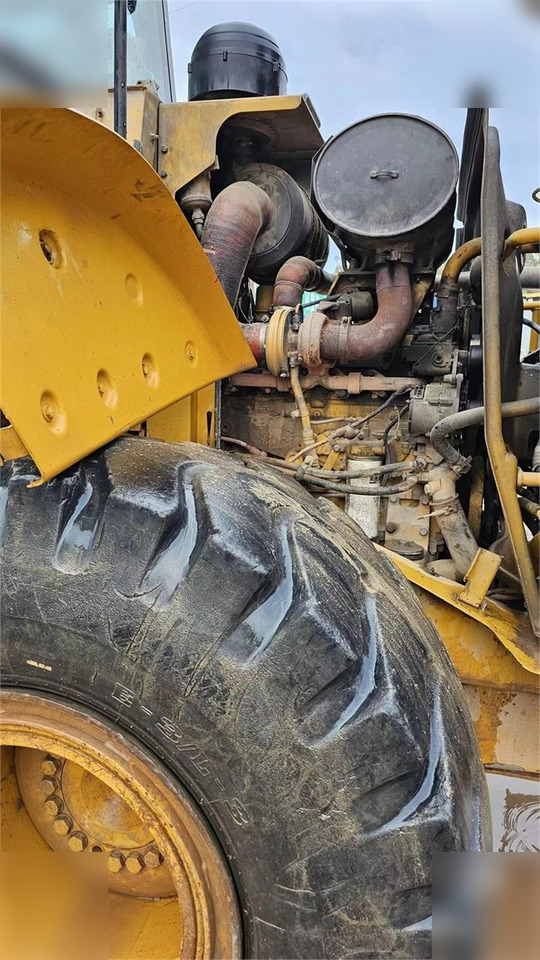 Pá carregadora de rodas CATERPILLAR 950H: foto 9