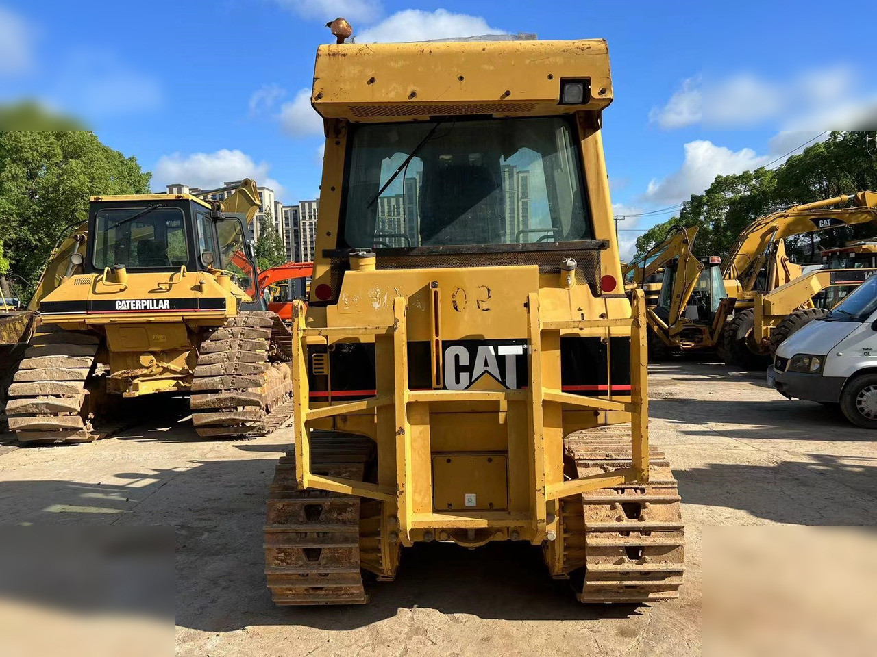 CATERPILLAR D5G XL - Buldôzer: foto 4 CATERPILLAR D5G XL - Buldôzer: foto 4
