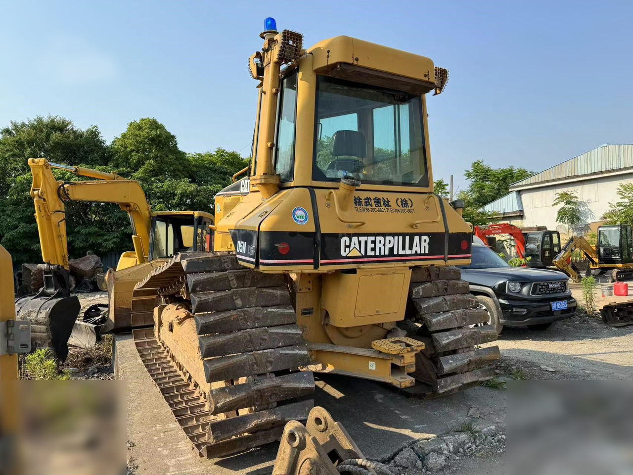 CATERPILLAR D5N - Buldôzer: foto 4 CATERPILLAR D5N - Buldôzer: foto 4