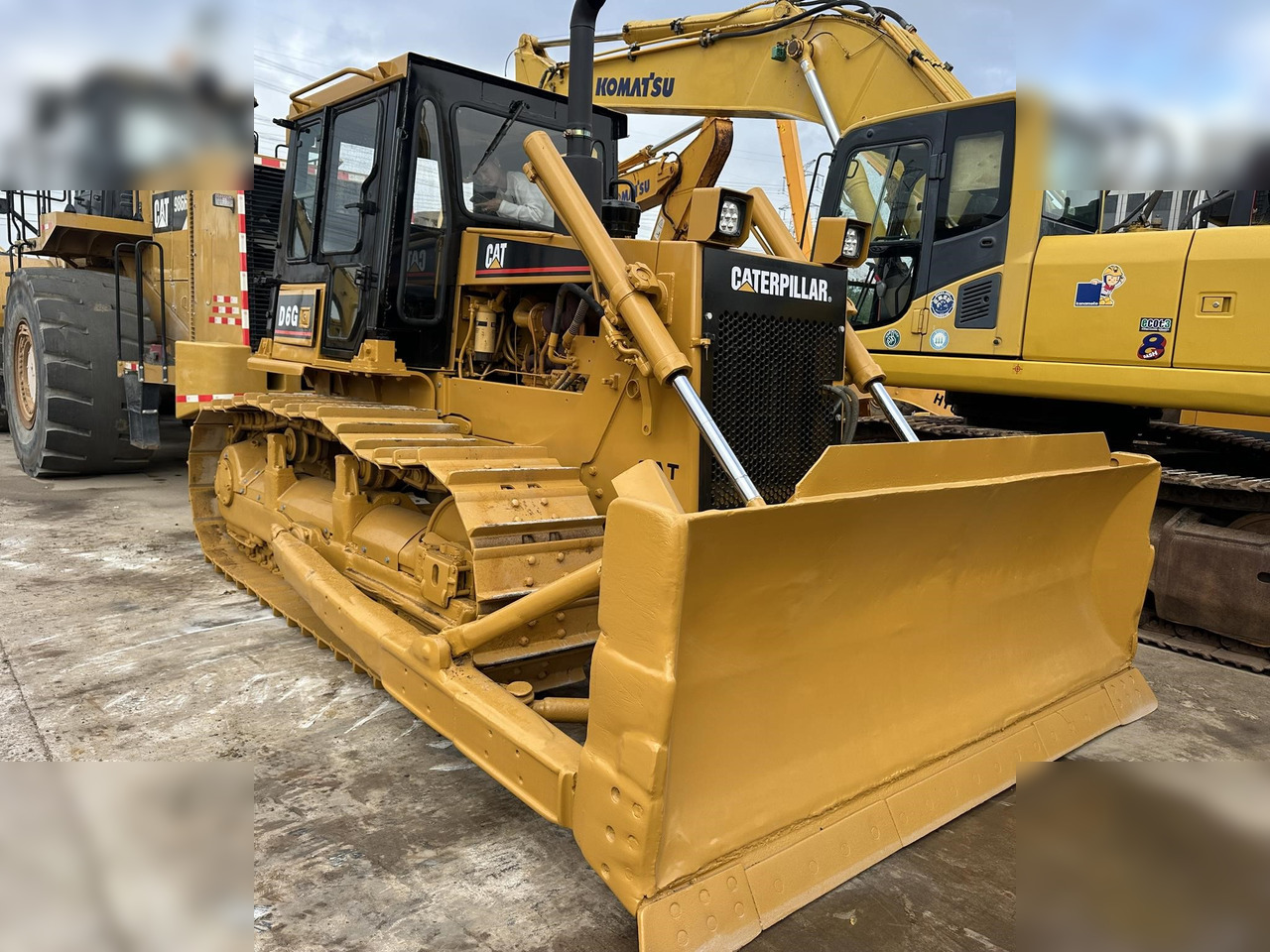 CATERPILLAR D6G - Buldôzer: foto 5 CATERPILLAR D6G - Buldôzer: foto 5