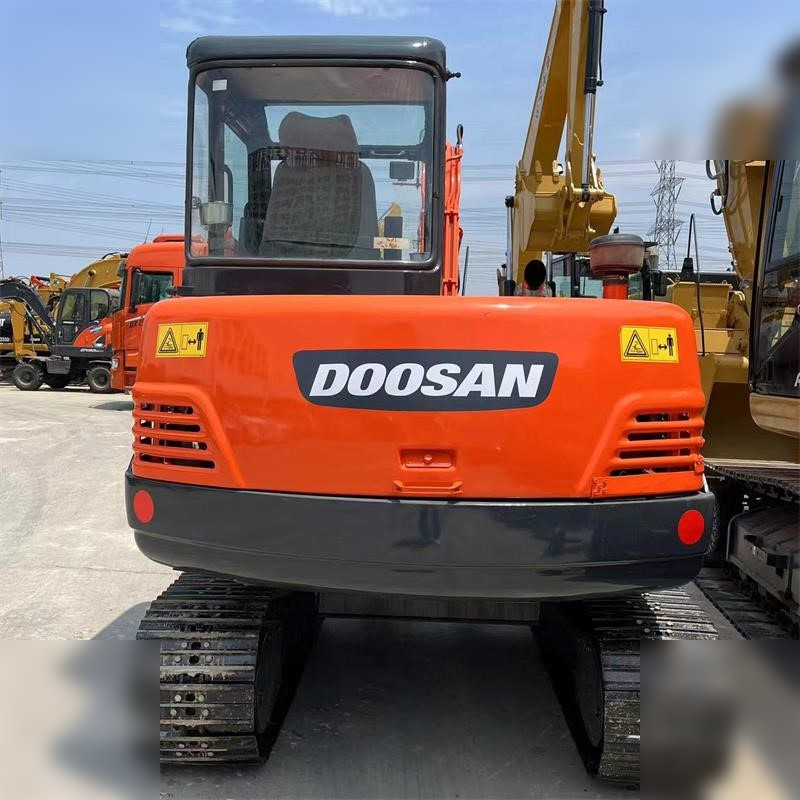 DOOSAN DH55-V - Mini escavadeira: foto 5 DOOSAN DH55-V - Mini escavadeira: foto 5