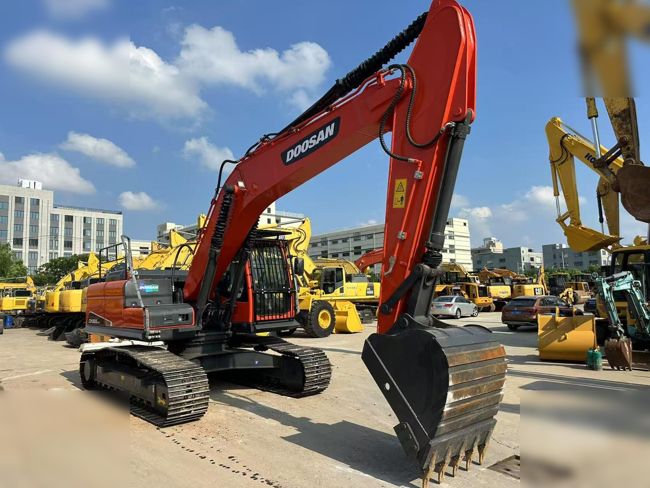 DOOSAN DX225 LCA - Escavadora de rastos: foto 5 DOOSAN DX225 LCA - Escavadora de rastos: foto 5