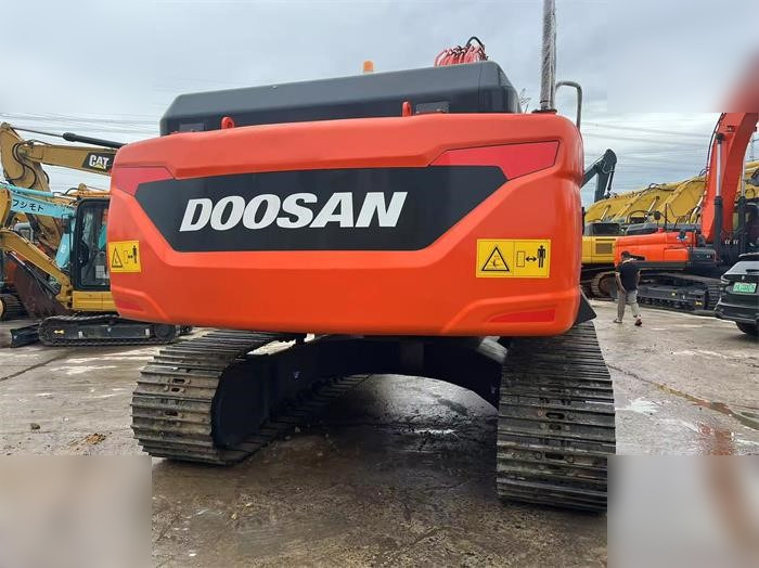 DOOSAN DX225 LCA - Escavadora de rastos: foto 3 DOOSAN DX225 LCA - Escavadora de rastos: foto 3