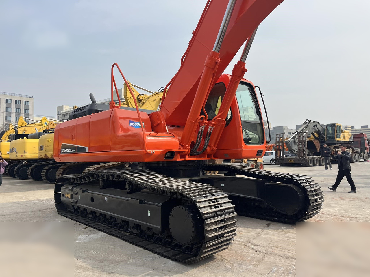 DOOSAN DX420 LC-9C - Escavadora de rastos: foto 5 DOOSAN DX420 LC-9C - Escavadora de rastos: foto 5