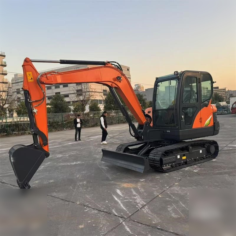 DOOSAN DX60E-10N - Escavadora de rastos: foto 2 DOOSAN DX60E-10N - Escavadora de rastos: foto 2