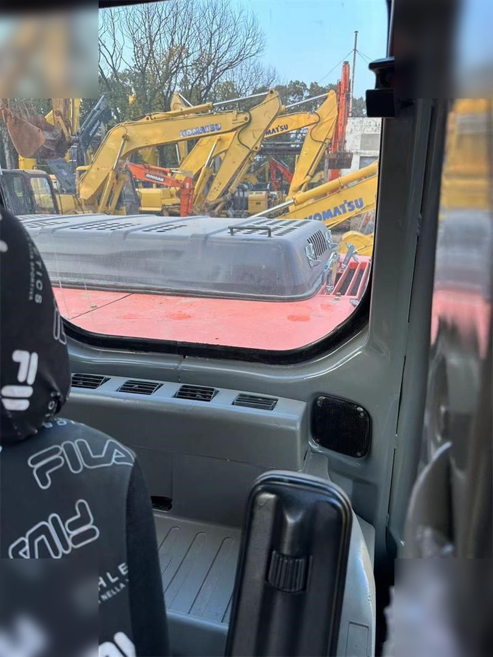 Escavadora de rastos HITACHI ZX200-3G: foto 6