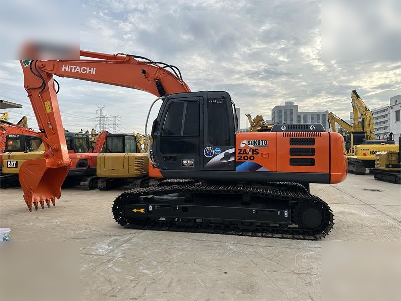 HITACHI ZX200 LC - Escavadora de rastos: foto 1 HITACHI ZX200 LC - Escavadora de rastos: foto 1