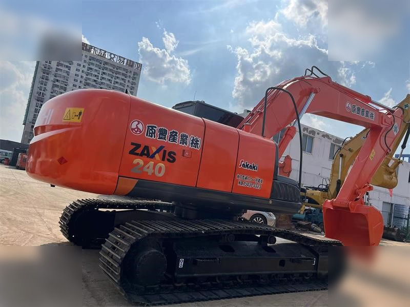 HITACHI ZX240-3 - Escavadora de rastos: foto 2 HITACHI ZX240-3 - Escavadora de rastos: foto 2