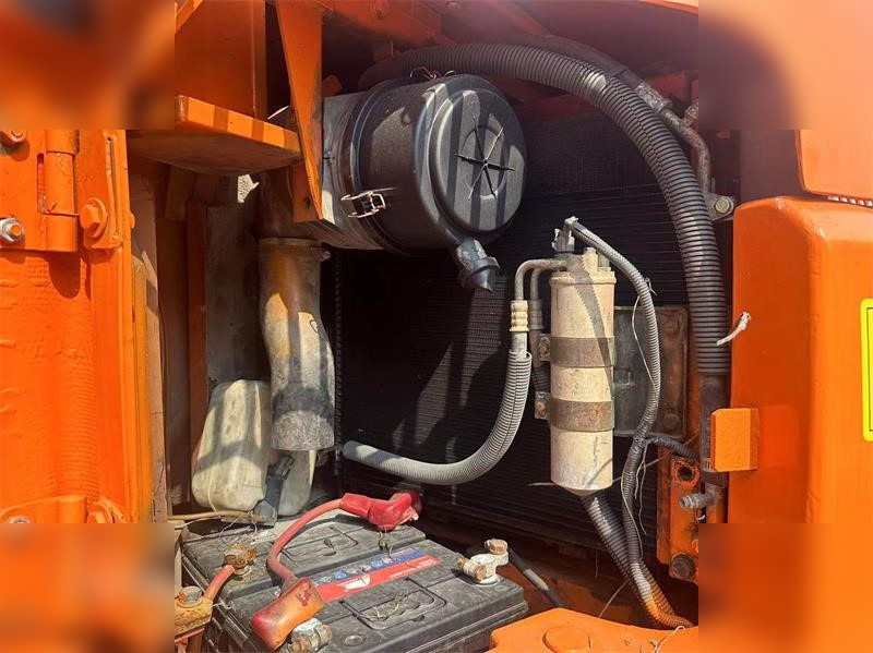 HITACHI ZX75US - Escavadora de rastos: foto 5 HITACHI ZX75US - Escavadora de rastos: foto 5