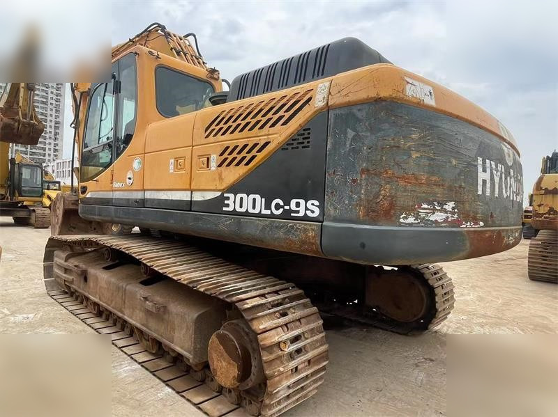 HYUNDAI ROBEX 300 LC-9 - Escavadora de rastos: foto 2 HYUNDAI ROBEX 300 LC-9 - Escavadora de rastos: foto 2