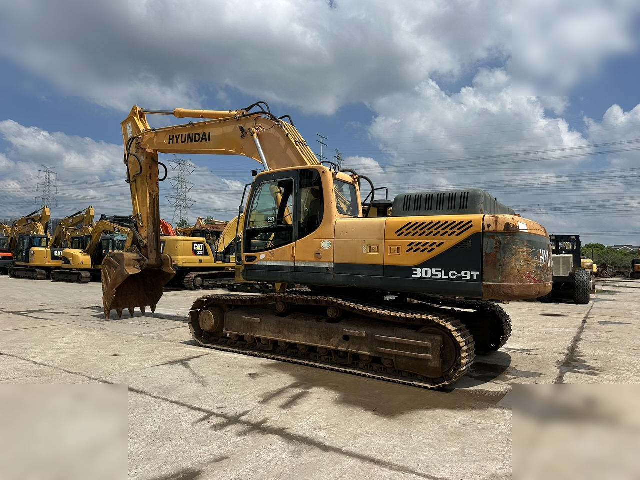 HYUNDAI ROBEX 305 LC-9T - Escavadora de rastos: foto 2 HYUNDAI ROBEX 305 LC-9T - Escavadora de rastos: foto 2