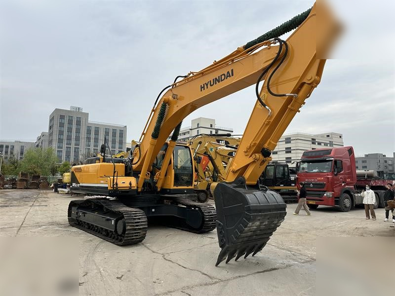 HYUNDAI ROBEX 305 LC-9T - Escavadora de rastos: foto 3 HYUNDAI ROBEX 305 LC-9T - Escavadora de rastos: foto 3