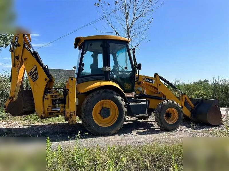 JCB 3CX - Retroescavadeira: foto 2 JCB 3CX - Retroescavadeira: foto 2