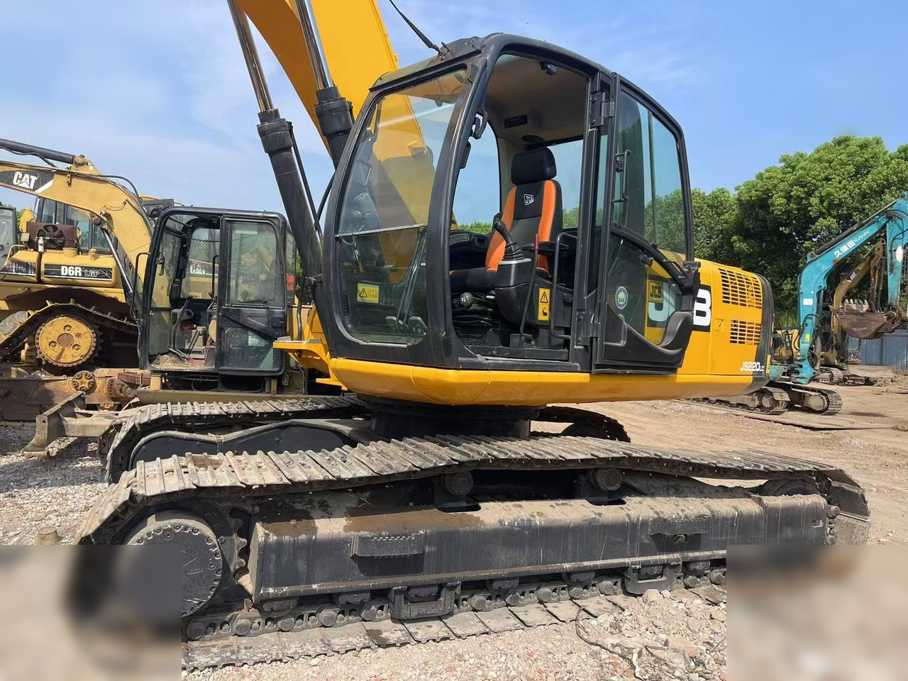 JCB JS220 LC - Escavadora de rastos: foto 4 JCB JS220 LC - Escavadora de rastos: foto 4