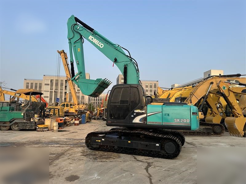 KOBELCO SK200-6E - Escavadora de rastos: foto 2 KOBELCO SK200-6E - Escavadora de rastos: foto 2