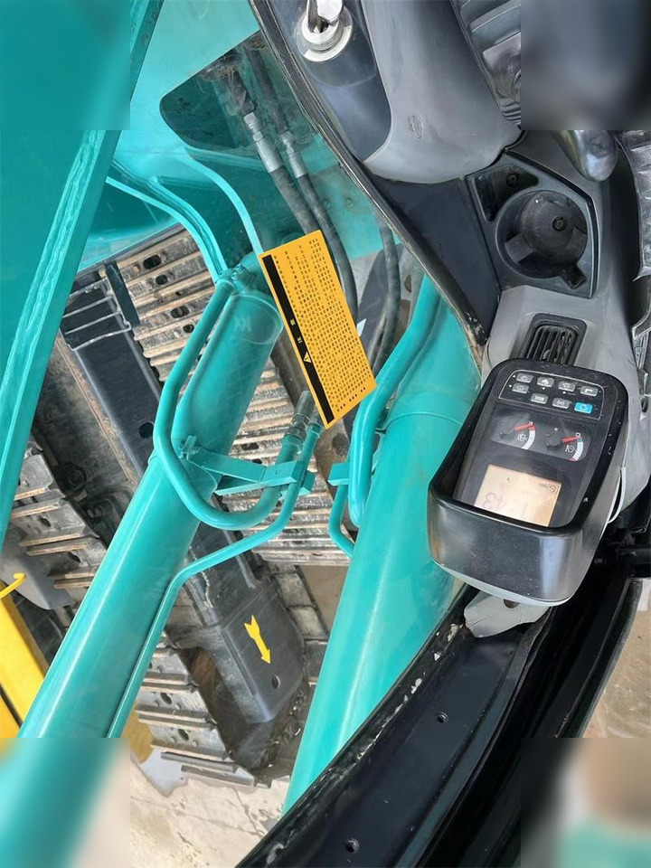 KOBELCO SK200-8 - Escavadora de rastos: foto 5 KOBELCO SK200-8 - Escavadora de rastos: foto 5