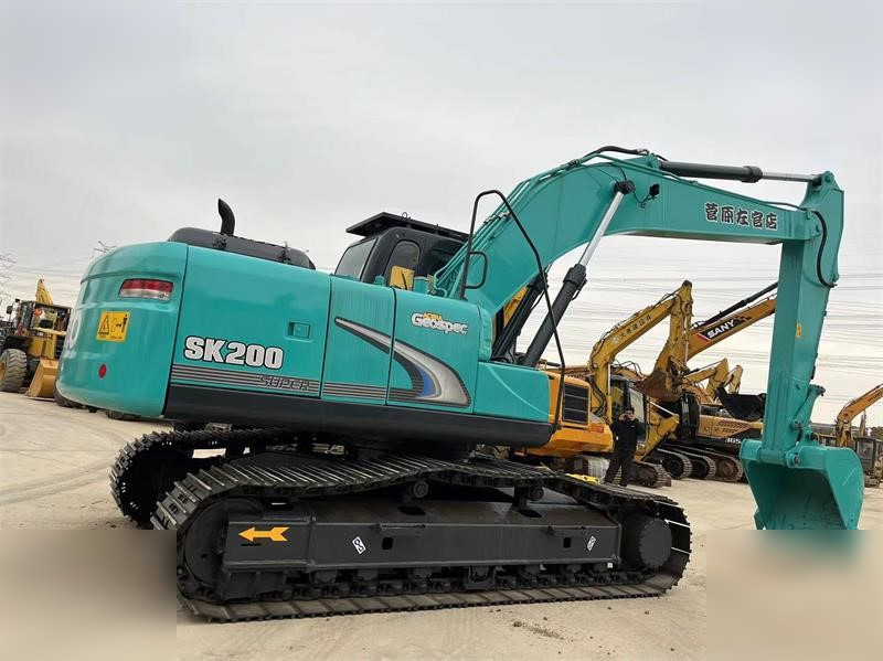 KOBELCO SK200-8 - Escavadora de rastos: foto 2 KOBELCO SK200-8 - Escavadora de rastos: foto 2