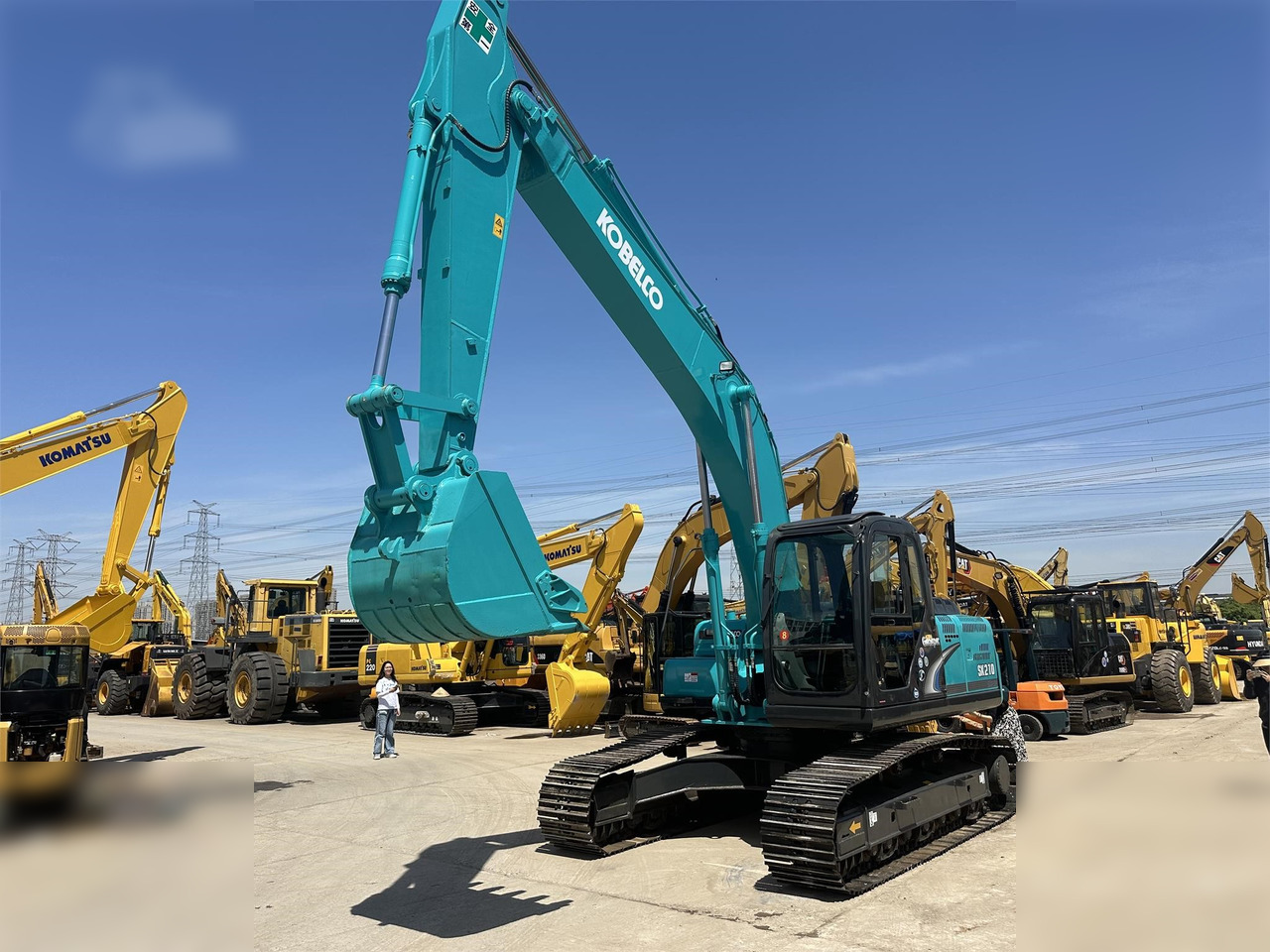 KOBELCO SK210 LC-8 - Escavadora de rastos: foto 3 KOBELCO SK210 LC-8 - Escavadora de rastos: foto 3