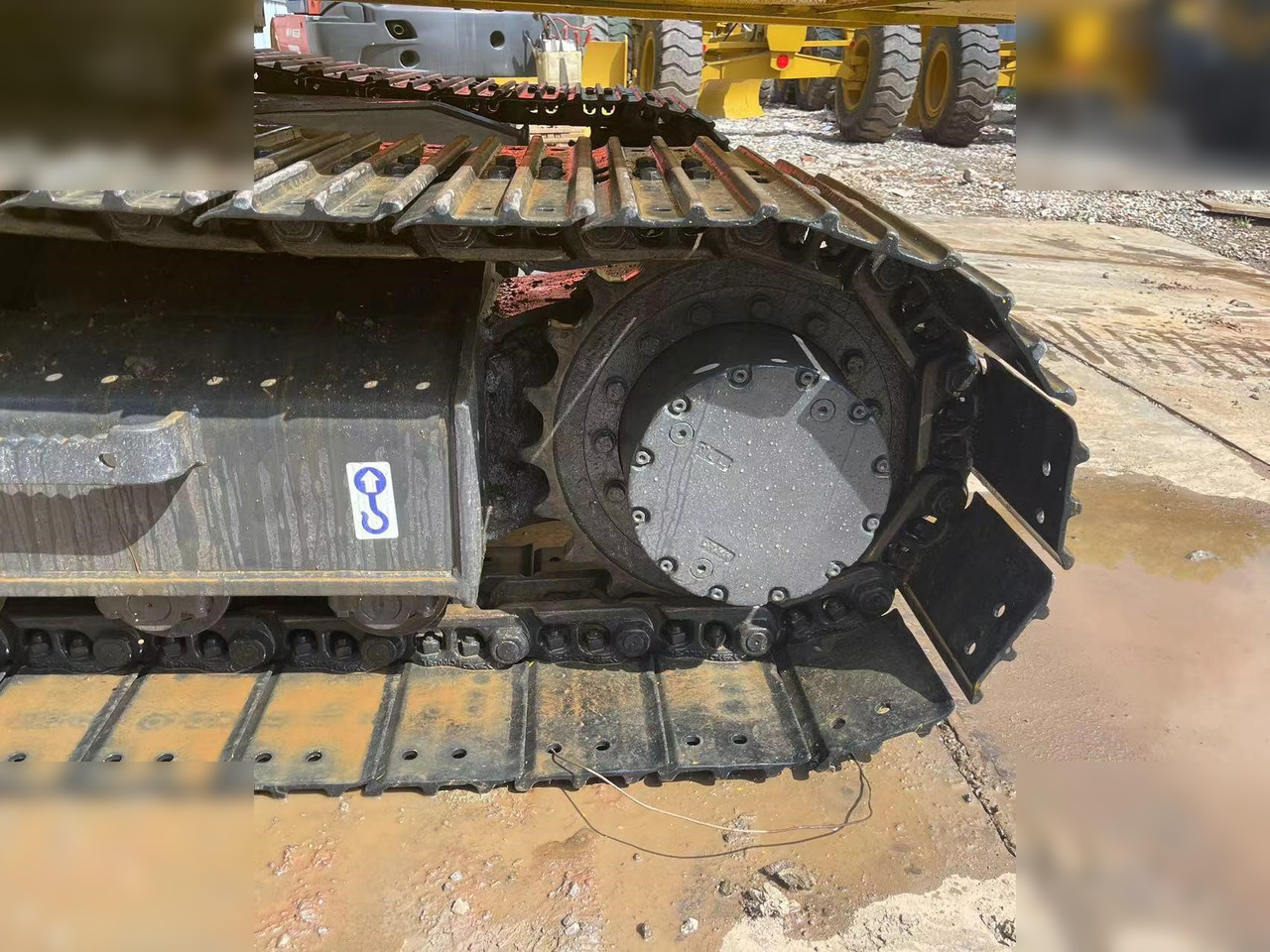 KOMATSU PC120-8 - Escavadora de rastos: foto 5 KOMATSU PC120-8 - Escavadora de rastos: foto 5