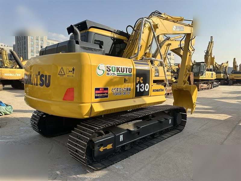 KOMATSU PC130-7 - Escavadora de rastos: foto 2 KOMATSU PC130-7 - Escavadora de rastos: foto 2