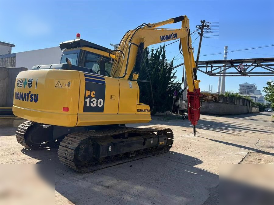 KOMATSU PC130-7 - Escavadora de rastos: foto 2 KOMATSU PC130-7 - Escavadora de rastos: foto 2