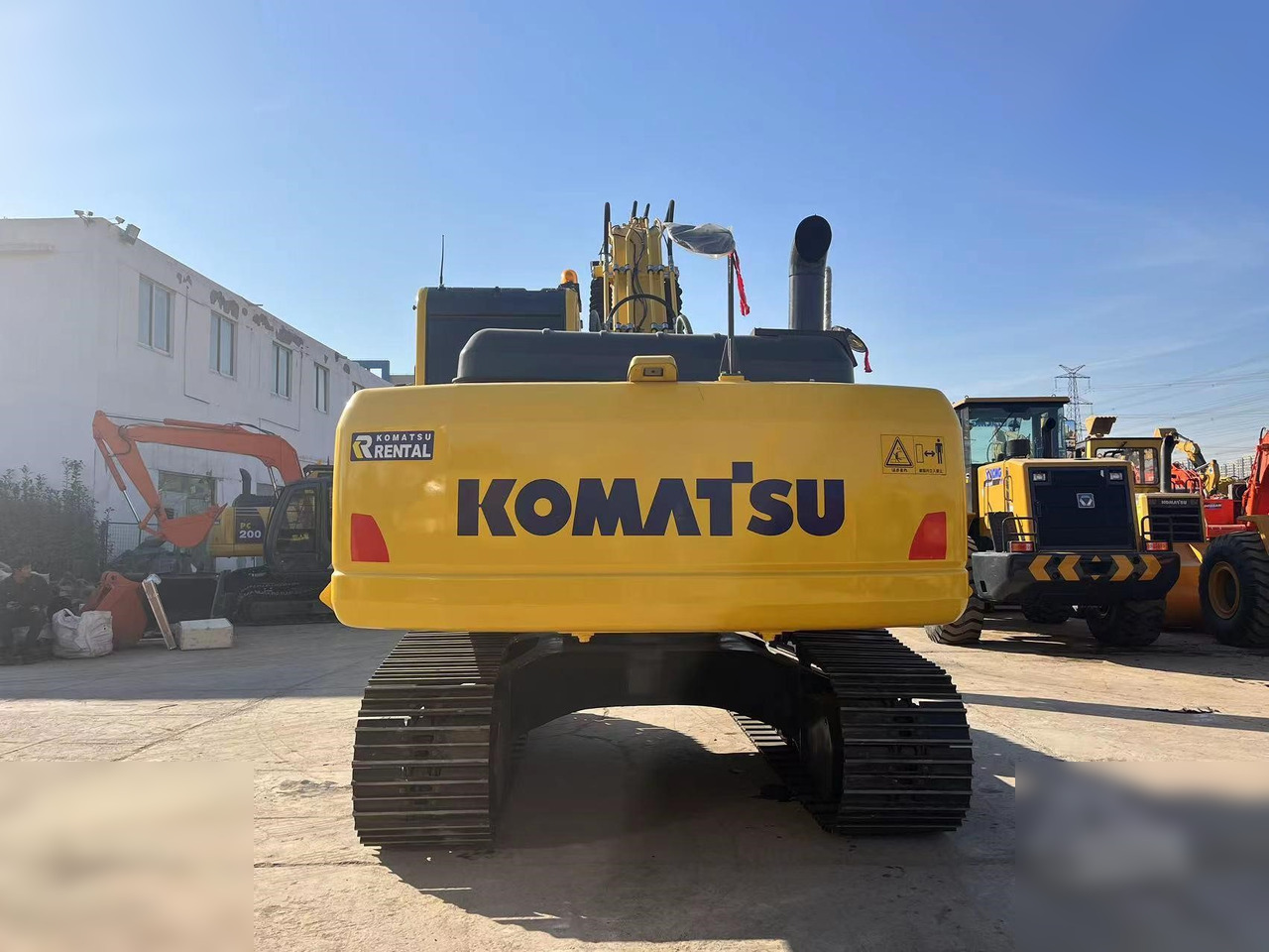 KOMATSU PC220-8 - Escavadora de rastos: foto 4 KOMATSU PC220-8 - Escavadora de rastos: foto 4