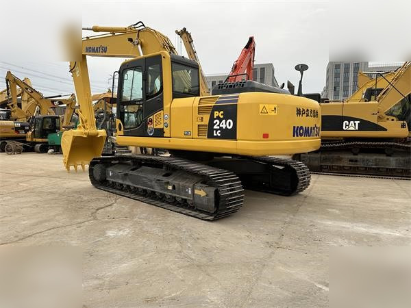 KOMATSU PC240 LC-8 - Escavadora de rastos: foto 4 KOMATSU PC240 LC-8 - Escavadora de rastos: foto 4
